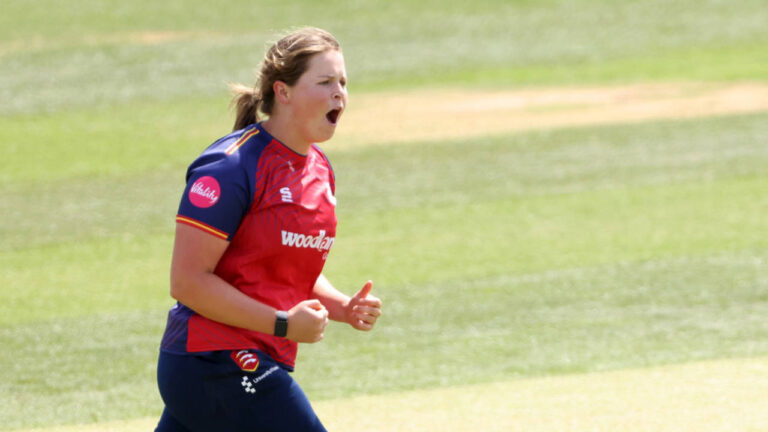 Grace Scrivens fifty sets up Essex in Headingley thriller – वाइटलिटी ब्लास्ट: ग्रेस स्क्रिवेंस के शानदार अर्धशतक से एसेक्स की रोमांचक जीत